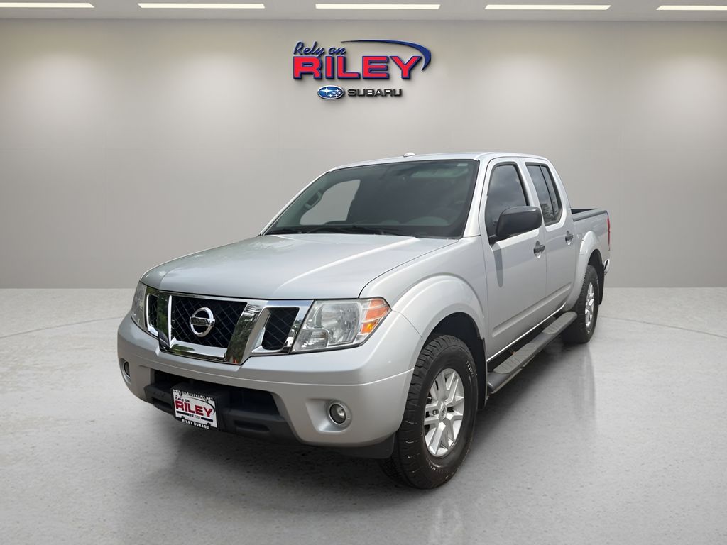 Brilliant Silver 2017 Nissan Frontier Pickup Truck Four-Wheel Drive 5-Speed Automatic Overdrive