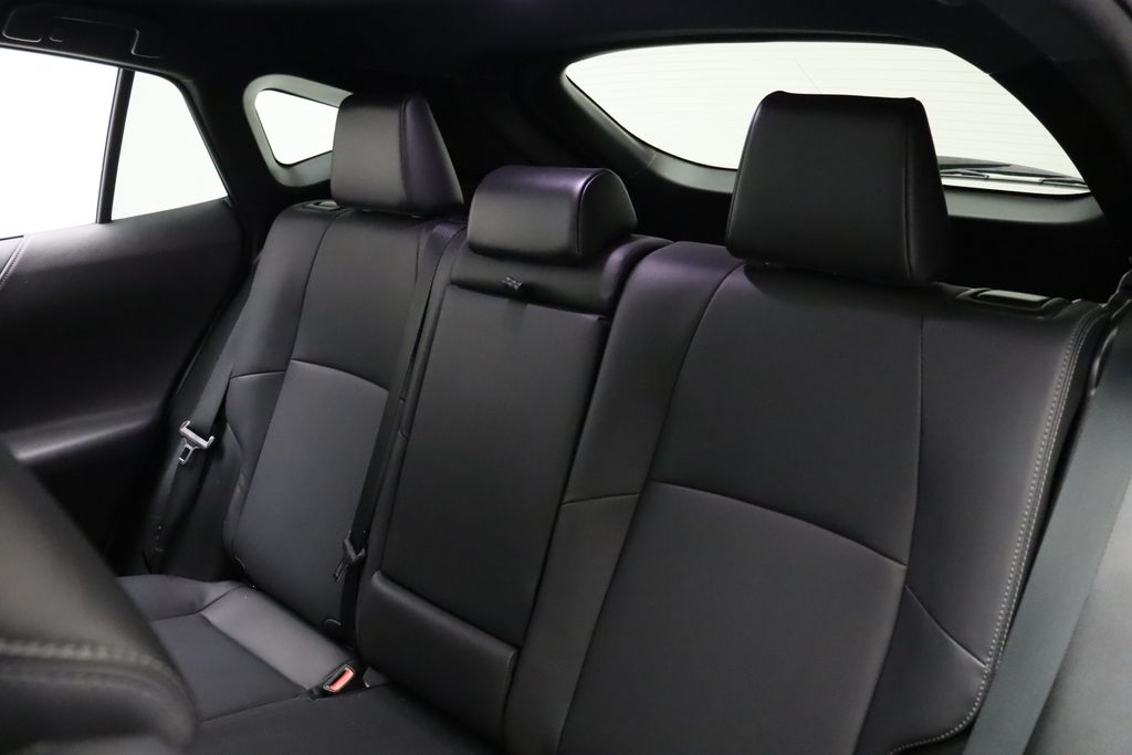 2024 Toyota Venza Nightshade Edition 18