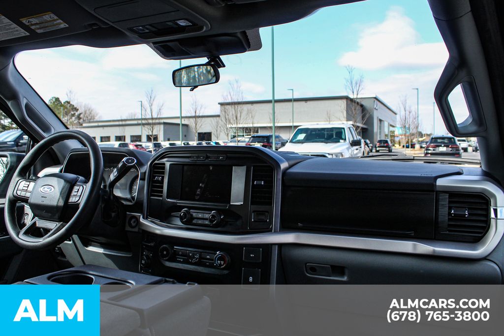 2023 Ford F-150 XLT photo 22