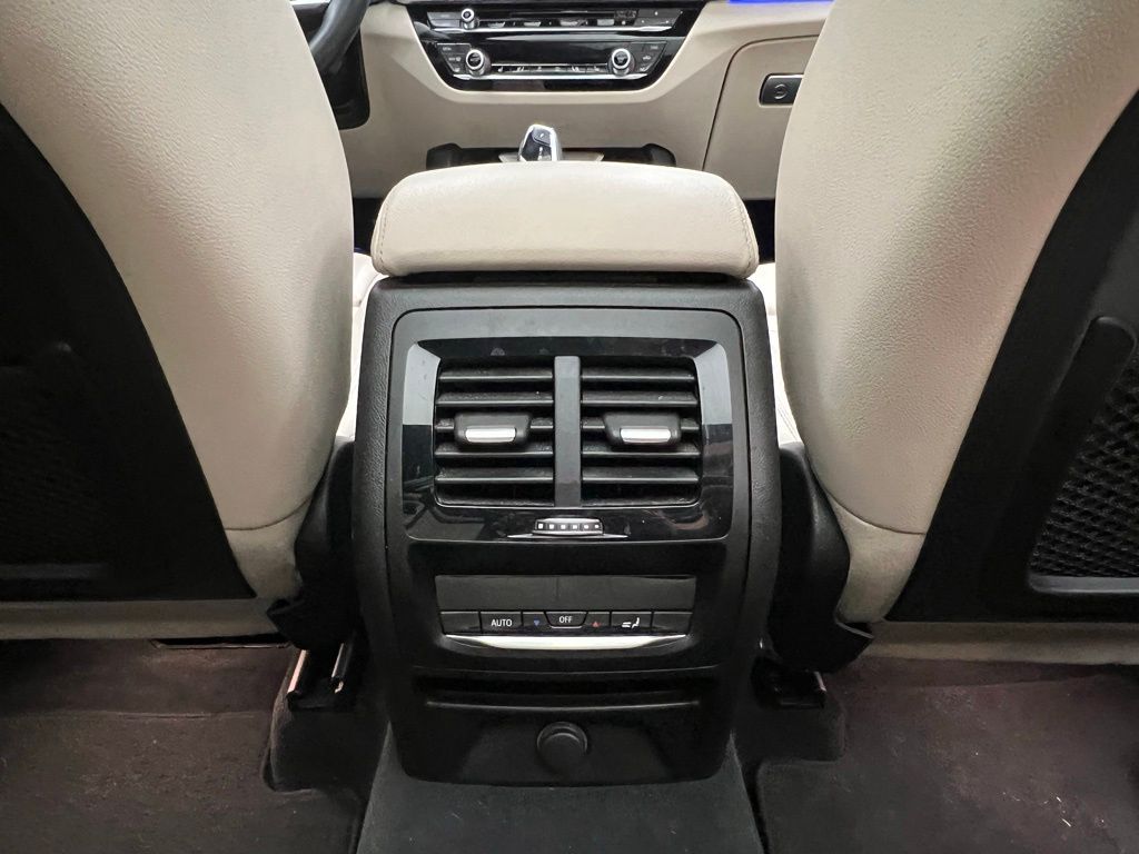 Thumbnail: 2019 BMW X3 - 9