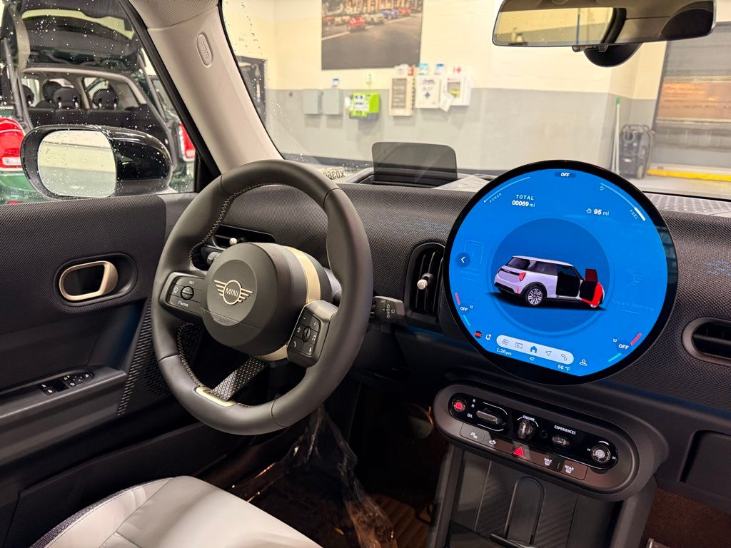 Thumbnail: 2025 MINI Cooper - 24