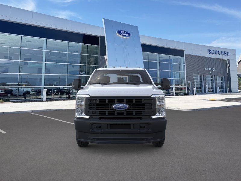 New 2026 Oxford White Ford XL image 6