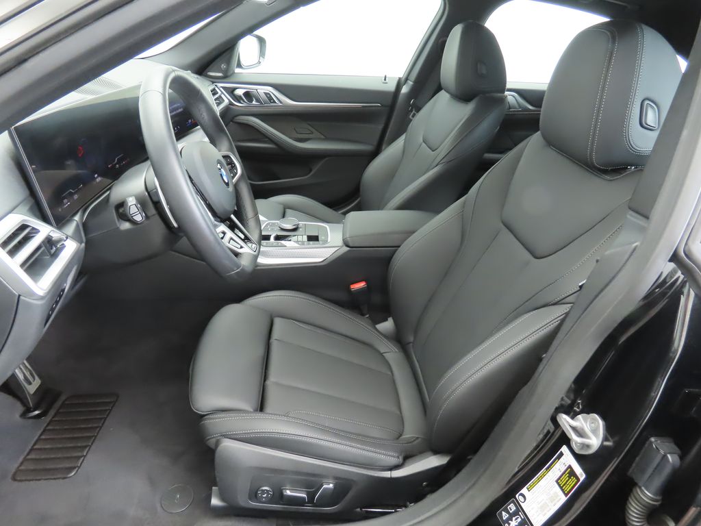 Thumbnail: 2025 BMW 4 Series - 19