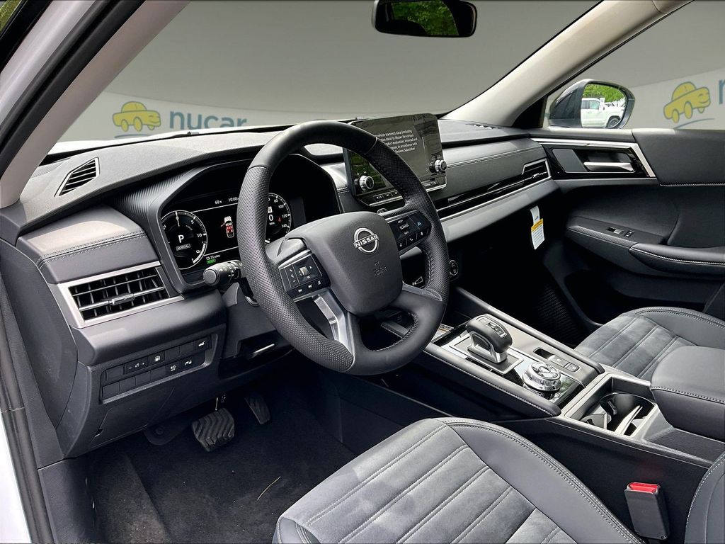 2026 Nissan Rogue Plug-In Hybrid — photo 6