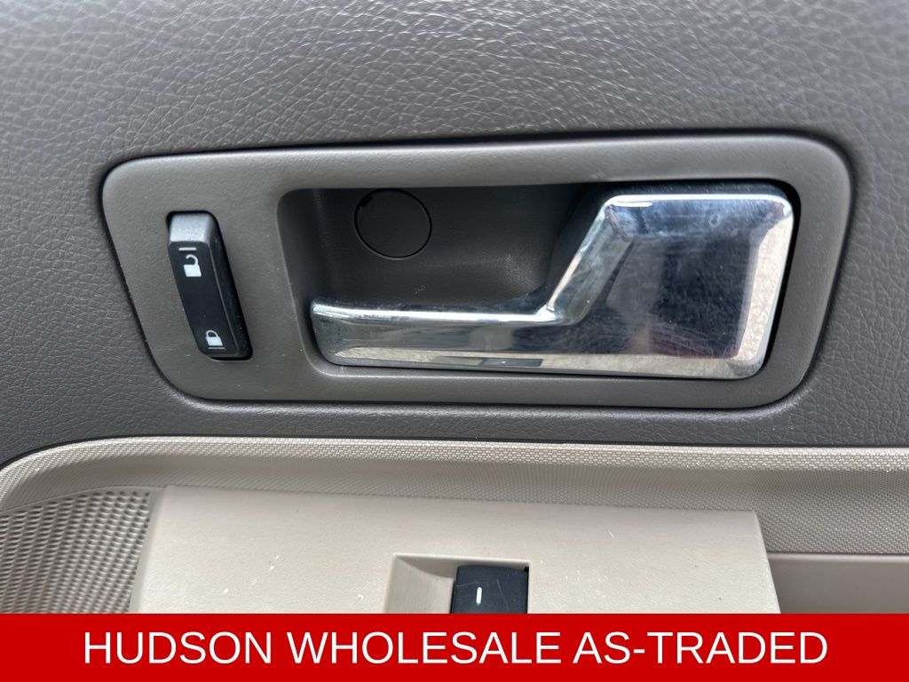 2009 Cinnamon Clearcoat Metallic Ford Edge SE FWD SUV