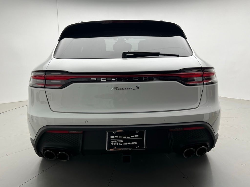 Thumbnail: 2025 Porsche Macan - 21