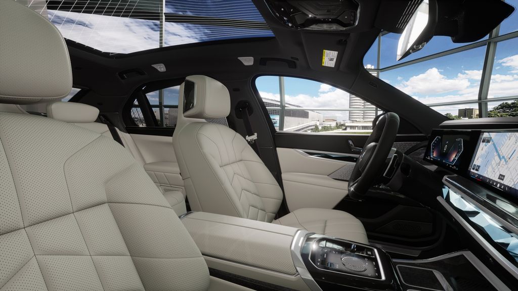 Thumbnail: 2026 BMW 7 Series - 9