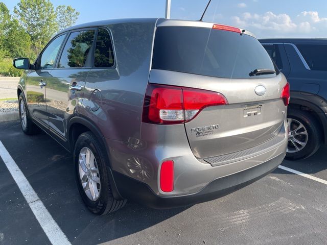 Thumbnail: 2015 Kia Sorento - 4