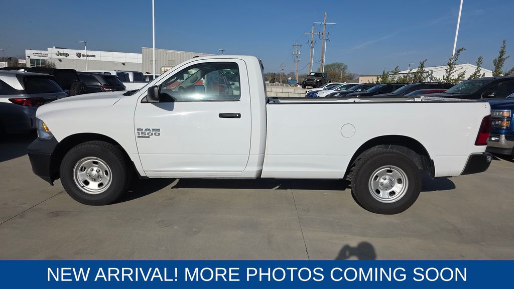 Used 2022 RAM Ram 1500 Classic Tradesman with VIN 3C6JR6DG9NG205556 for sale in Kansas City
