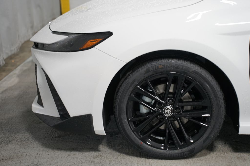2025 Toyota Camry SE 5