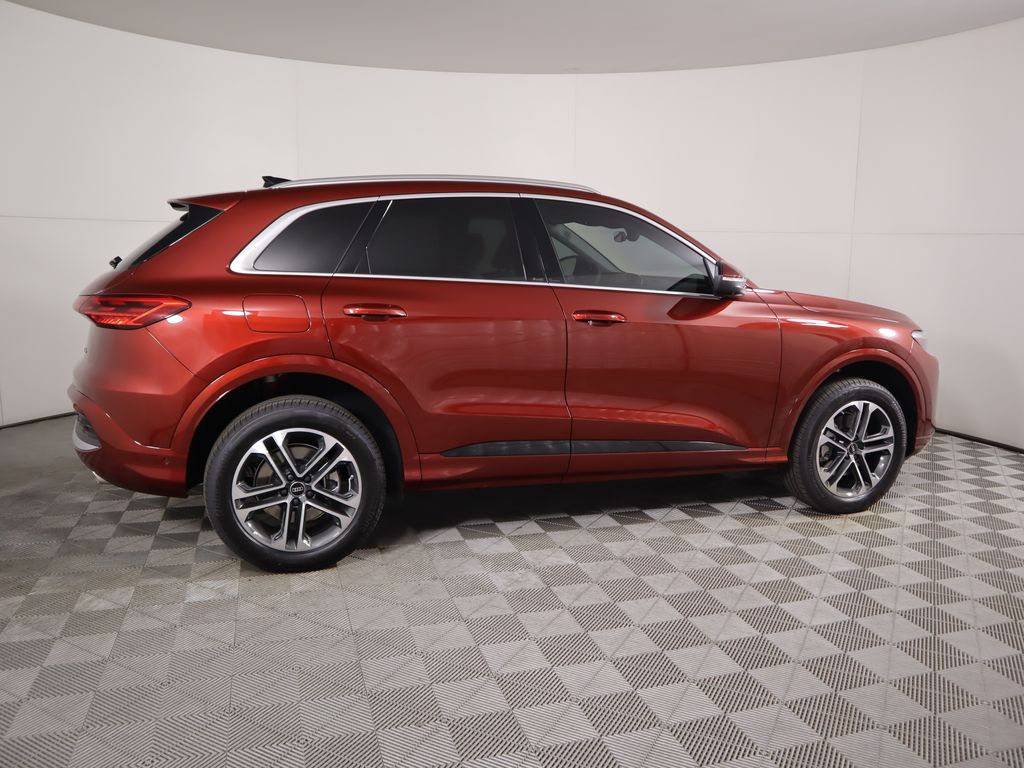 Thumbnail: 2025 Audi Q5 - 5