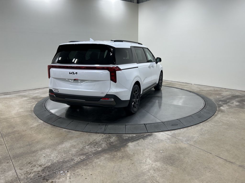 new 2026 Kia Carnival Hybrid car, priced at $1,164,713
