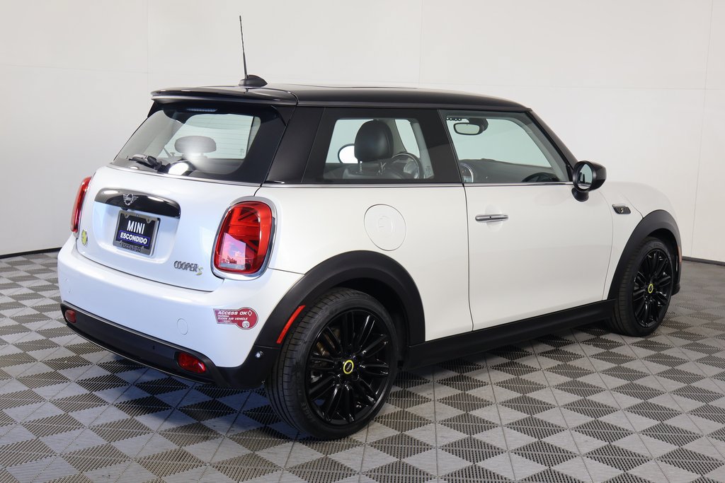 Thumbnail: 2024 MINI Cooper - 4