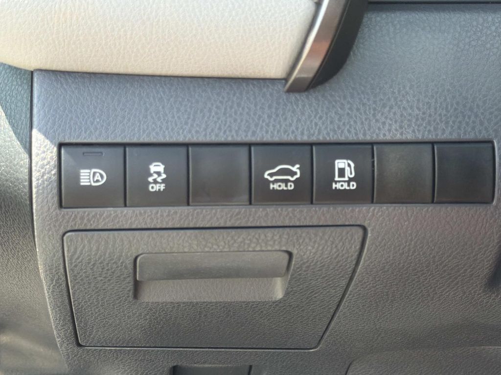 Used 2019 Toyota Camry LE 4D Sedan