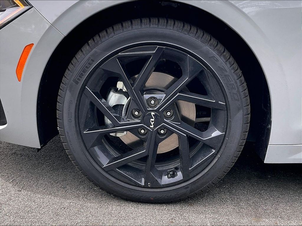 2026 Kia K5 — photo 7