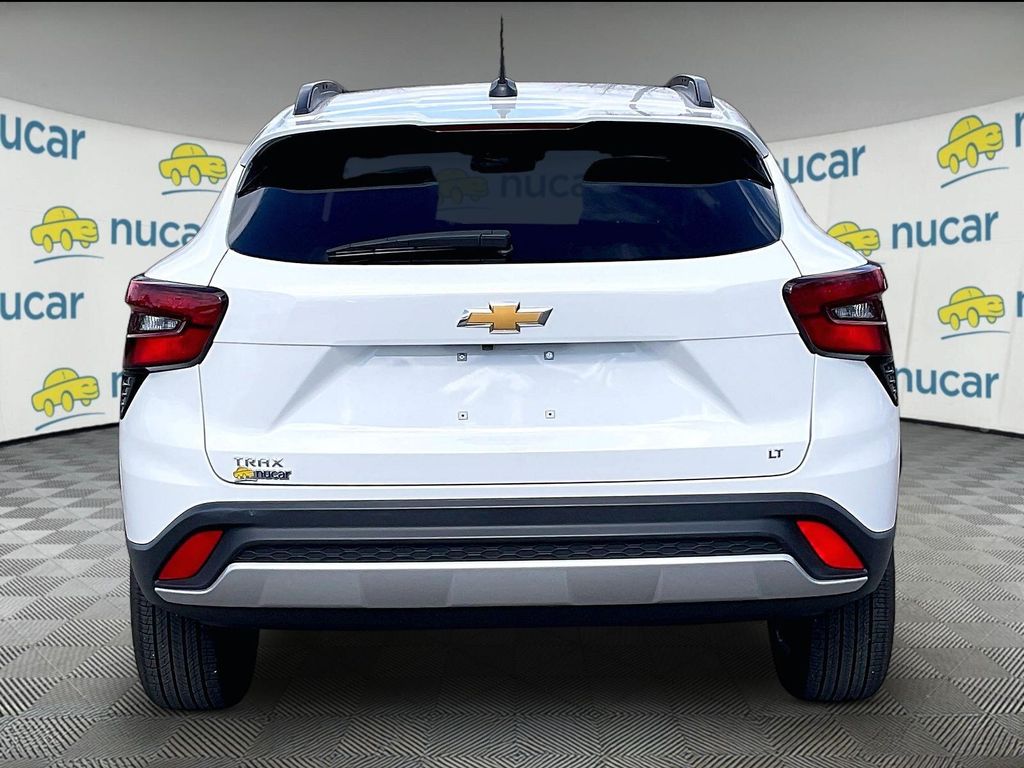2025 Chevrolet Trax — photo 5