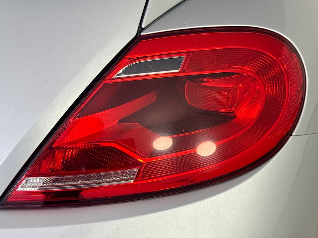 Used Car 2015 Volkswagen Beetle  1.8t For Sale Under $15,000 In Austin, Texas