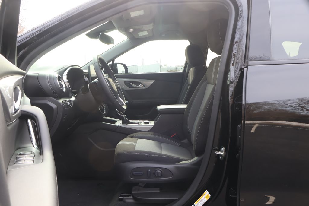 Thumbnail: 2023 Chevrolet Blazer - 29