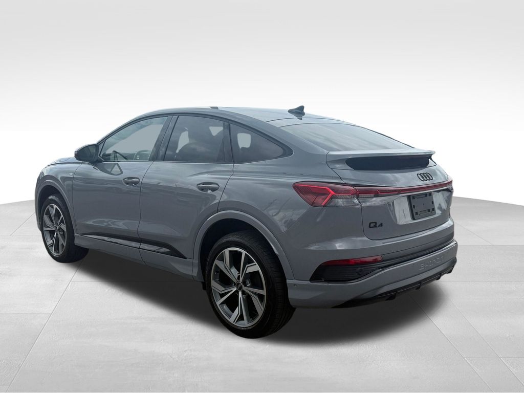 Used 2023 Gray Audi Premium Plus image 4