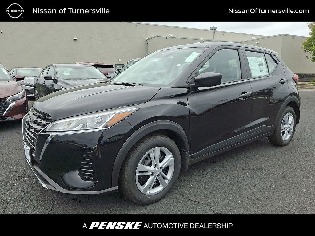 Thumbnail: 2025 Nissan Kicks - 1