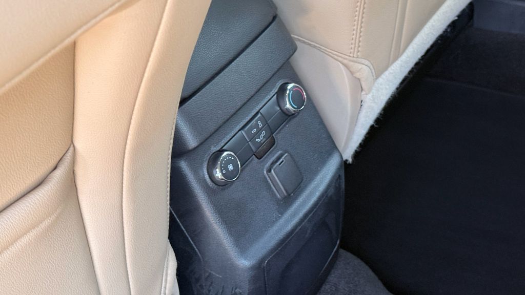 Used 2017 Ford Explorer XLT 4D Sport Utility