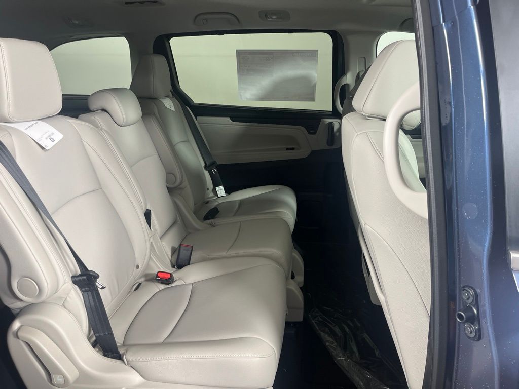 Thumbnail: 2026 Honda Odyssey - 12