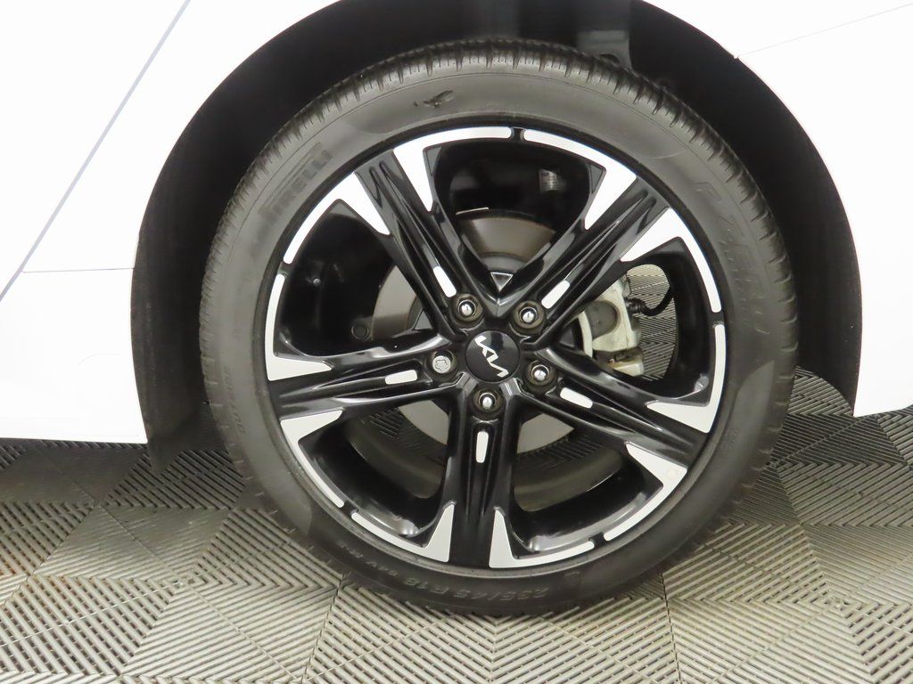 Thumbnail: 2024 Kia K5 - 32