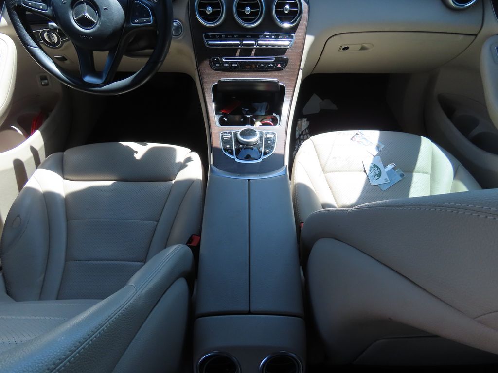 Thumbnail: 2018 Mercedes-Benz GLC - 9