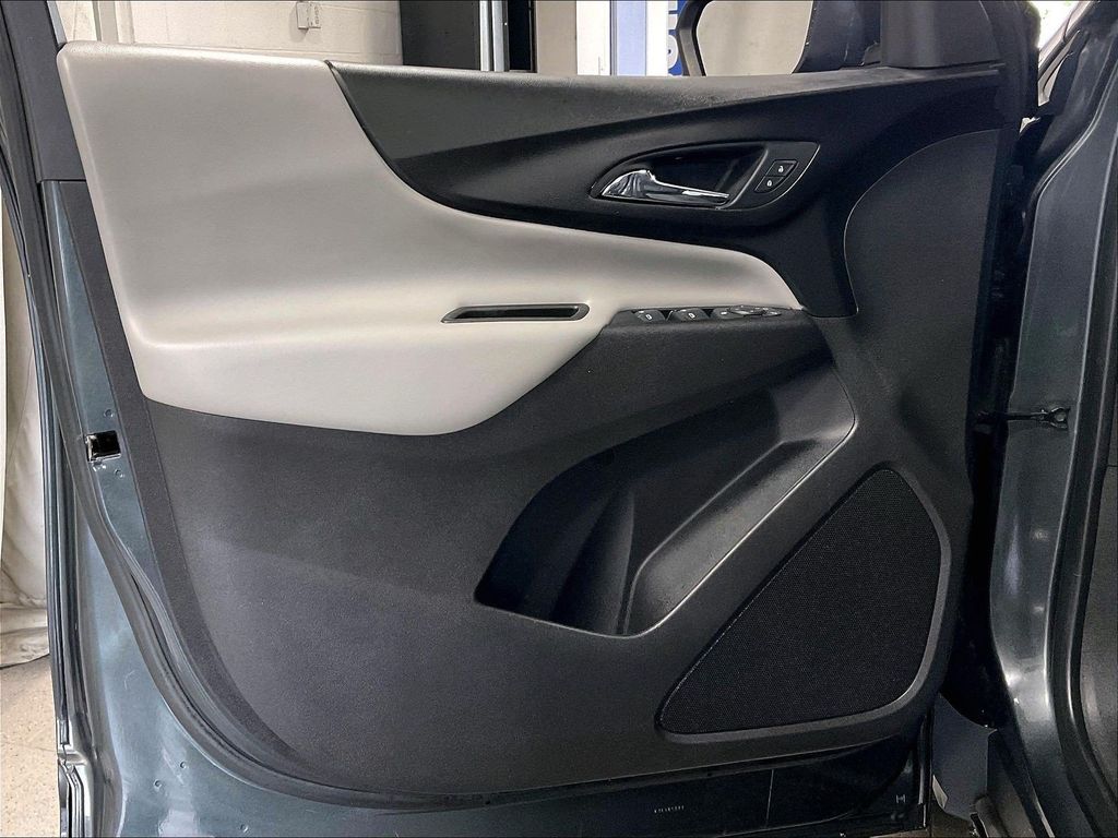 2019 Chevrolet Equinox — photo 9