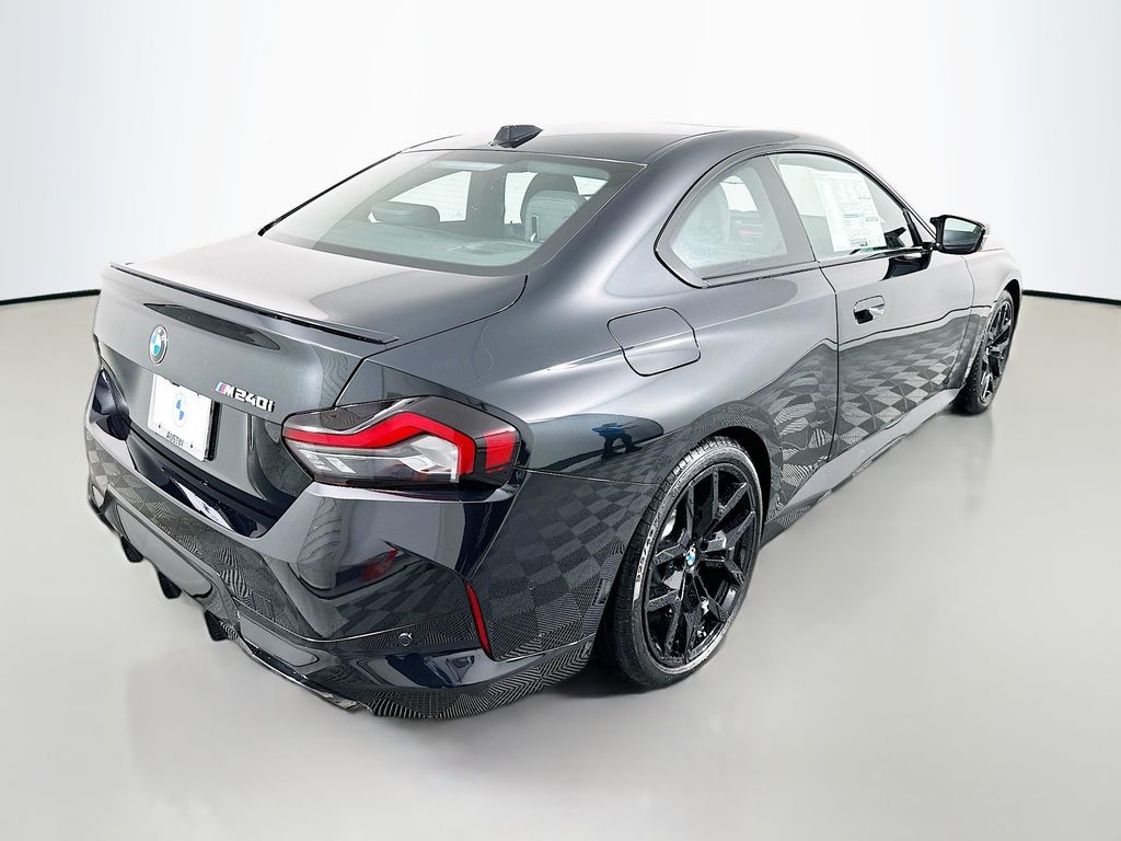 Thumbnail: 2026 BMW 2 Series - 5