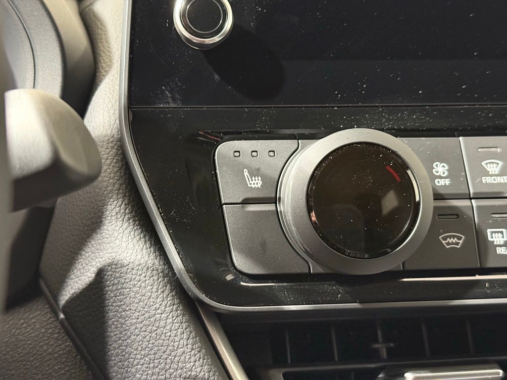 Thumbnail: 2026 Toyota Grand Highlander - 29