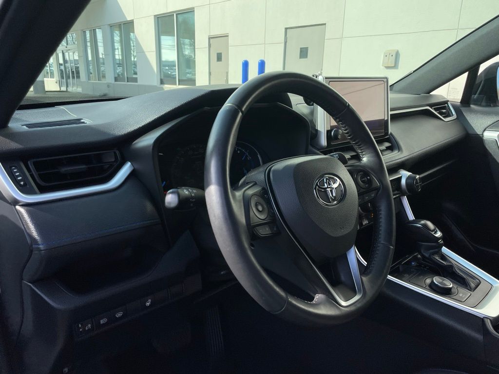 Thumbnail: 2024 Toyota RAV4 - 29