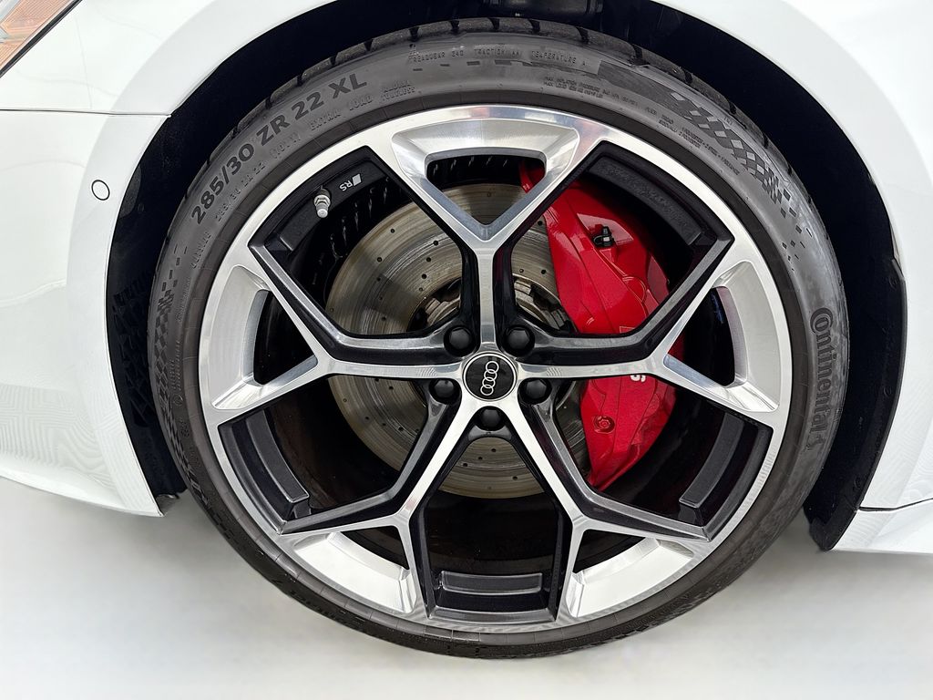 Thumbnail: 2024 Audi RS 7 - 29