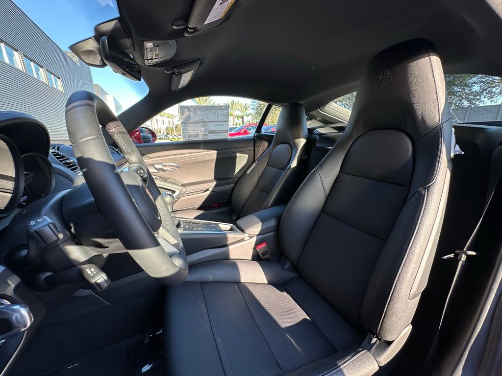 Thumbnail: 2025 Porsche 718 Cayman - 5