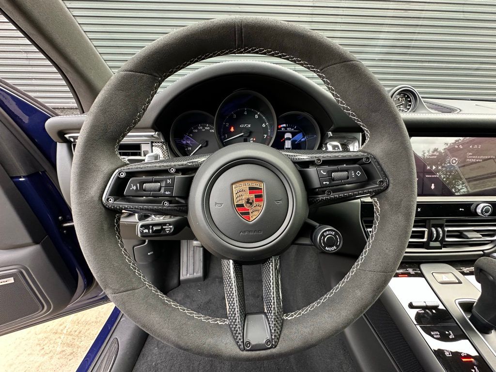 Thumbnail: 2025 Porsche Macan - 19