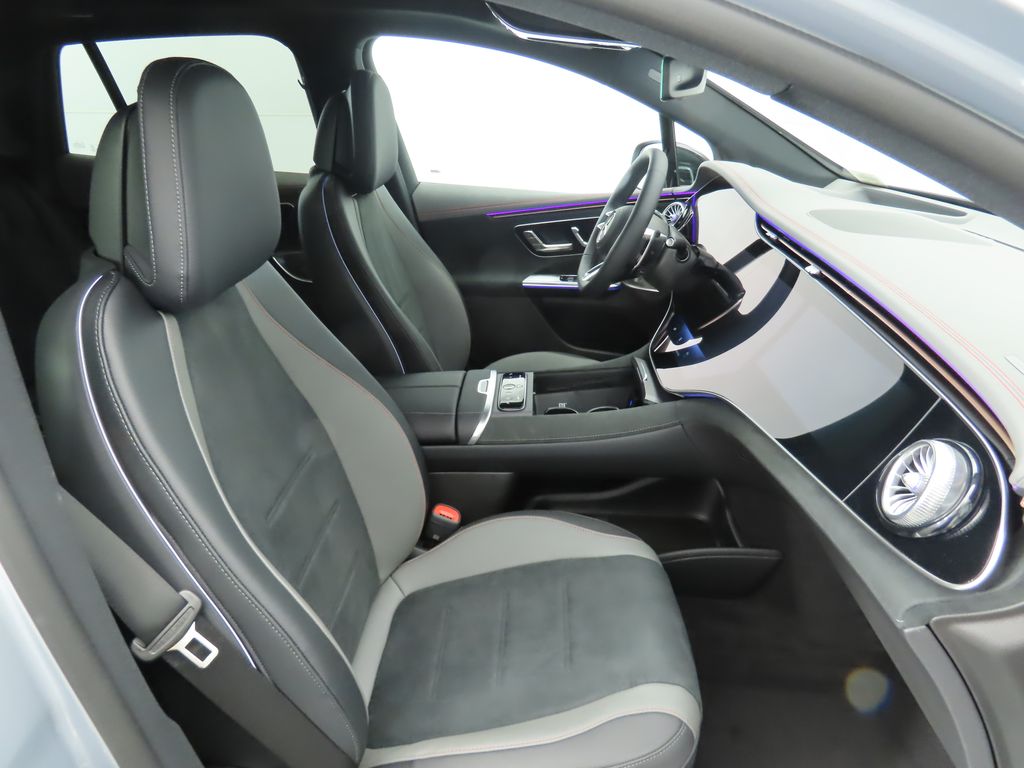 2025 Mercedes-Benz EQE AMG 22