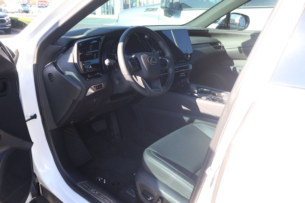 Thumbnail: 2025 Lexus RX - 8