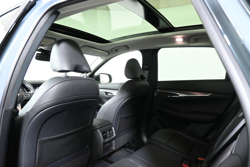 Thumbnail: 2022 INFINITI QX50 - 31