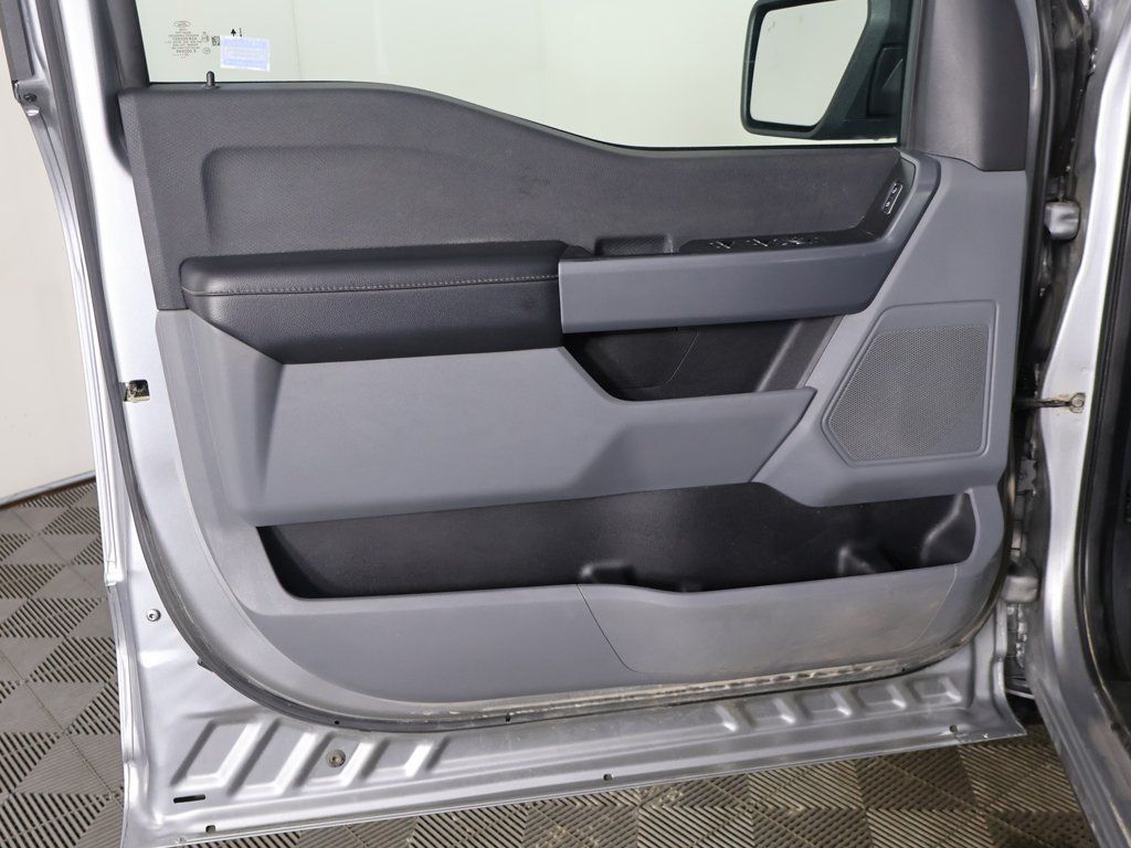 Used 2022 Silver Ford XLT image 21