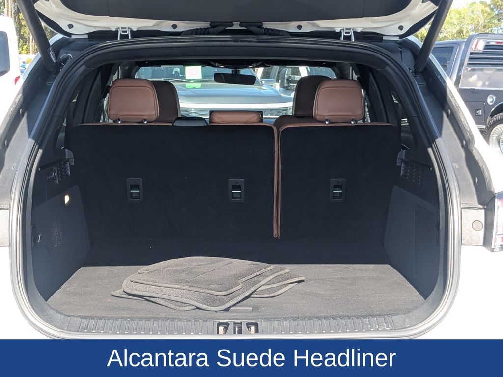 2022 Lincoln Nautilus Black Label