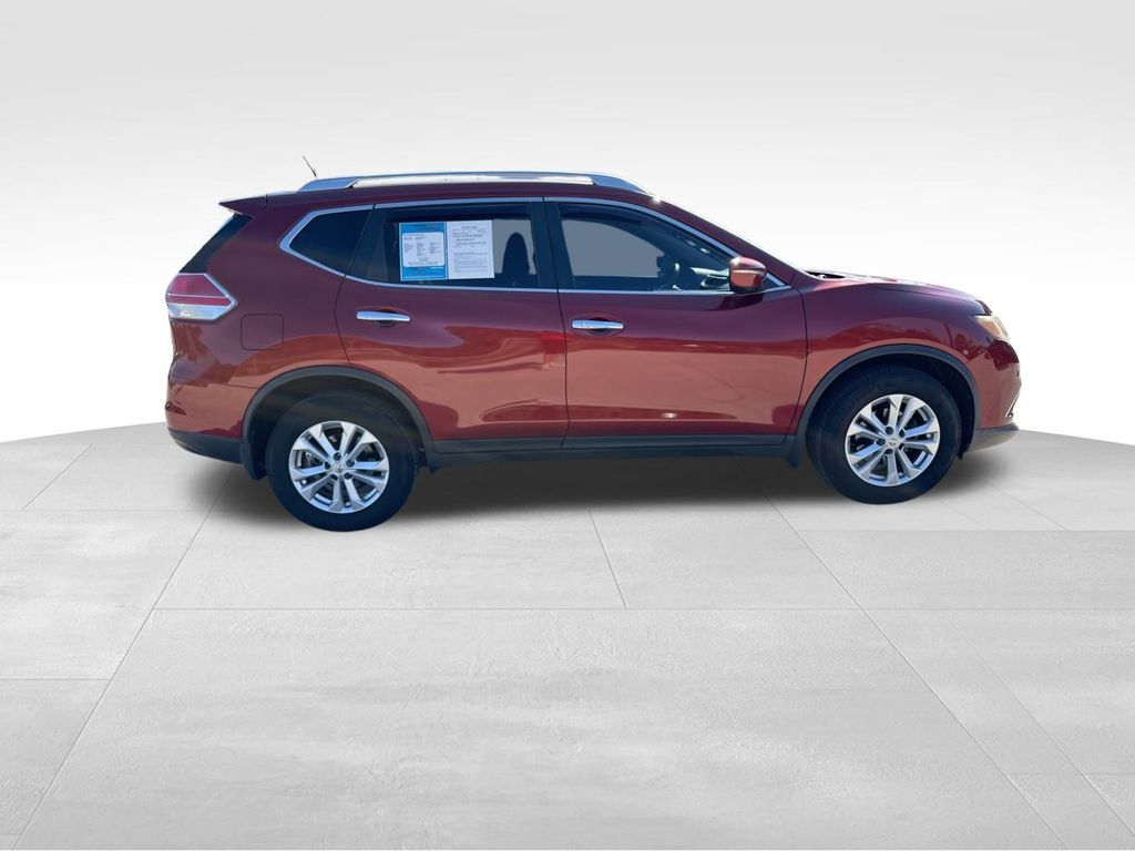 2015 Nissan Rogue SV 9