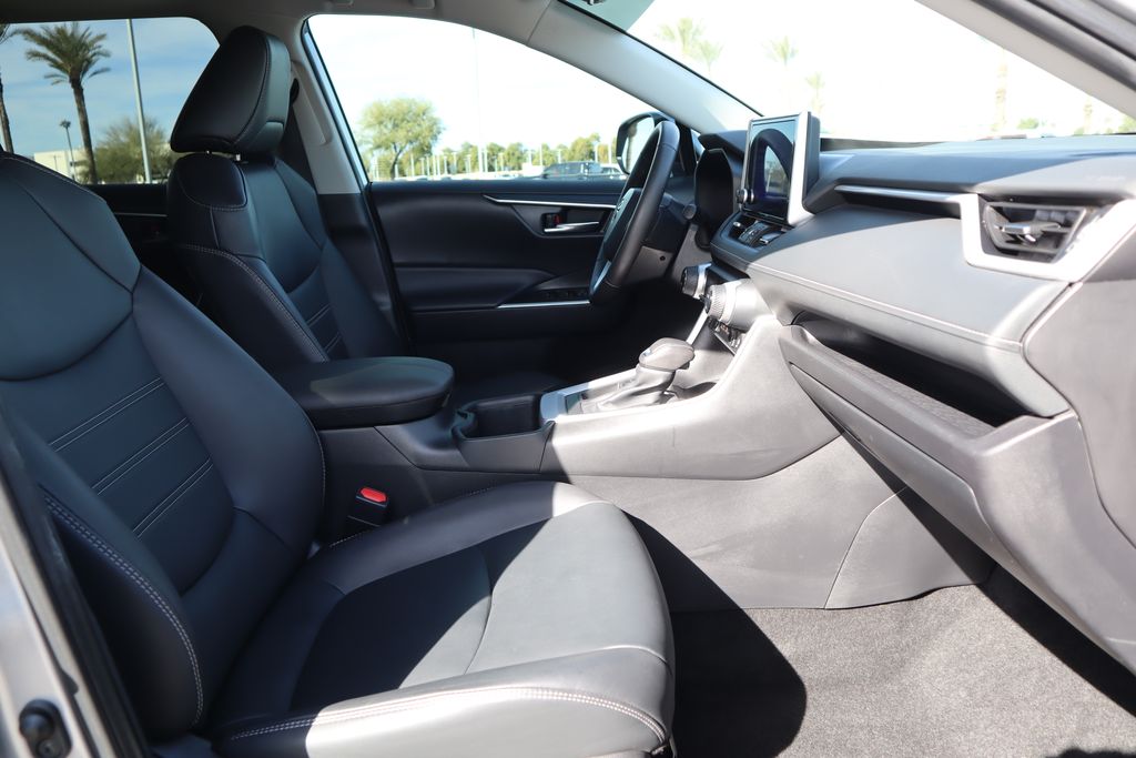 Thumbnail: 2024 Toyota RAV4 - 19