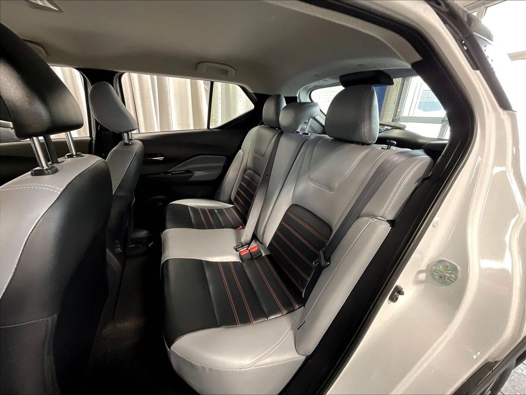 2023 Nissan Kicks — photo 15