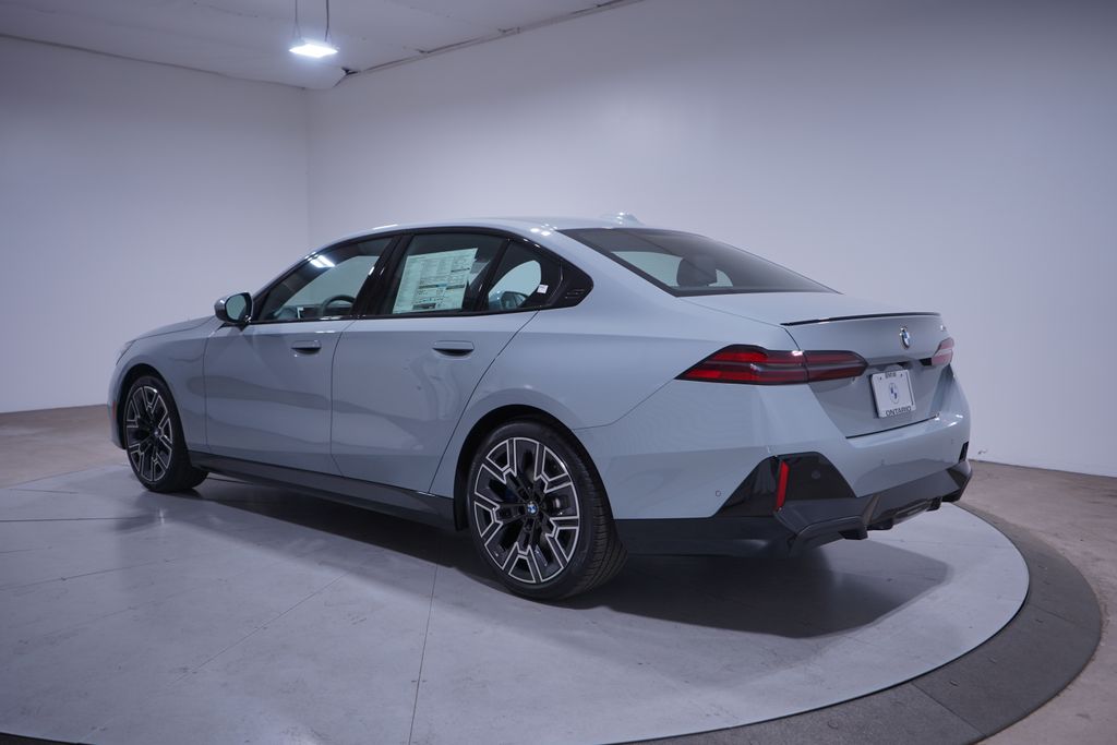 Thumbnail: 2026 BMW 5 Series - 3