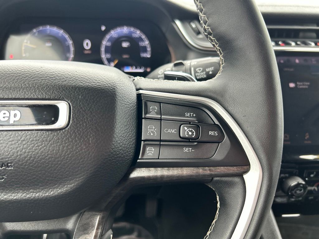 Used 2023 Jeep Grand Cherokee SUV