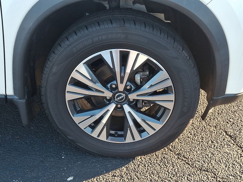 Thumbnail: 2022 Nissan Rogue - 8