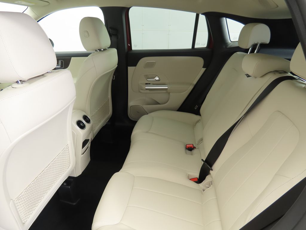 Thumbnail: 2026 Mercedes-Benz GLA - 22