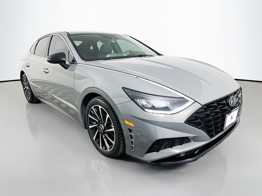 Thumbnail: 2020 Hyundai Sonata - 3