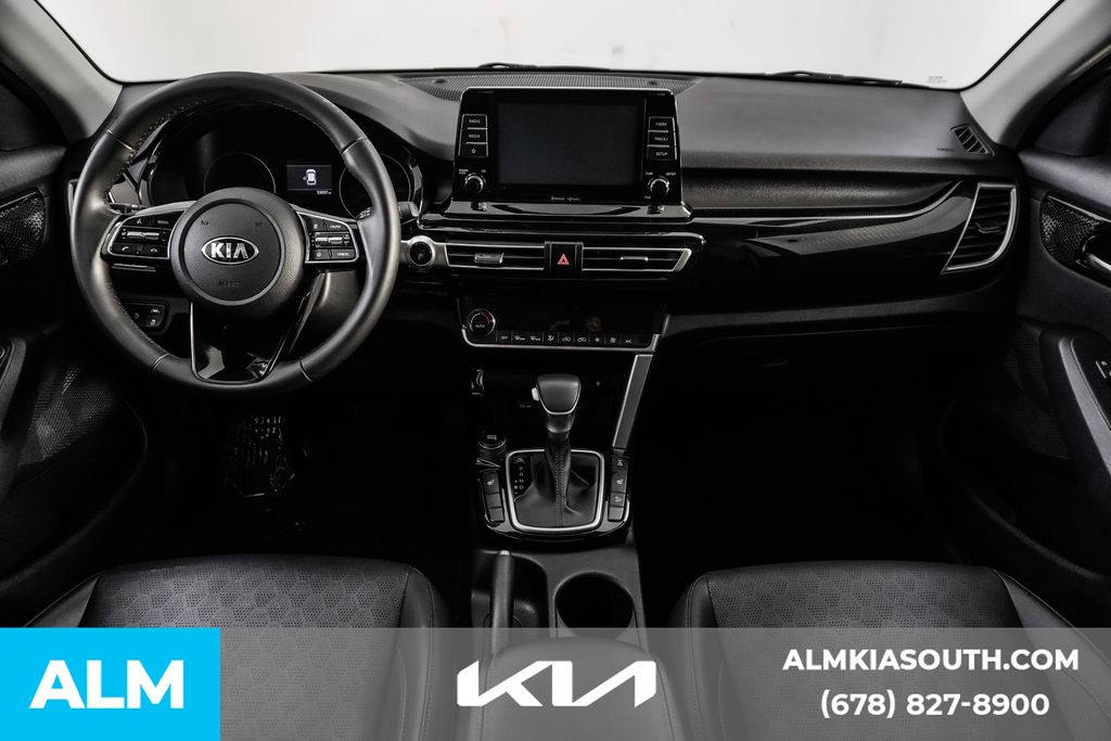2021 Kia Seltos EX photo 22