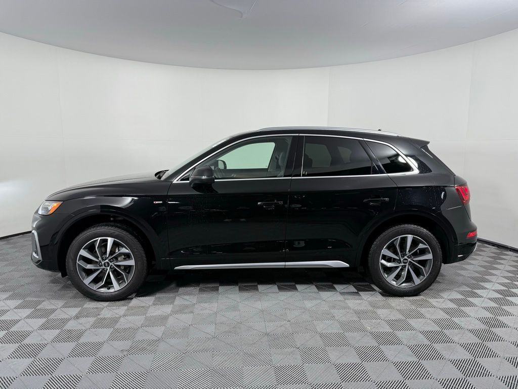 2022 Audi Q5 e Premium 8